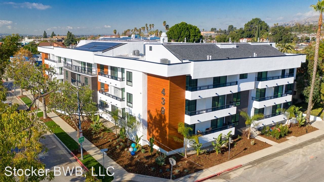STUNNING NEW LUXURY 2 Bed, 1 Bed, & Loft Units * NORTH GLENDALE