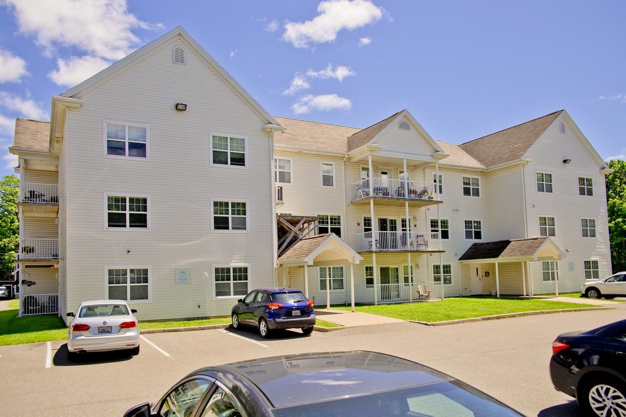 122 Dominion Street Apartments 122 Dominion St, Truro, NS B2N 3P5