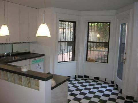 cobble hill 1 bedroom with backyard Apartments kane st, Brooklyn, NY