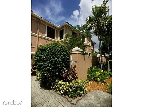 Courtside At Weston Hills Apartments Center Court Dr, Weston, FL