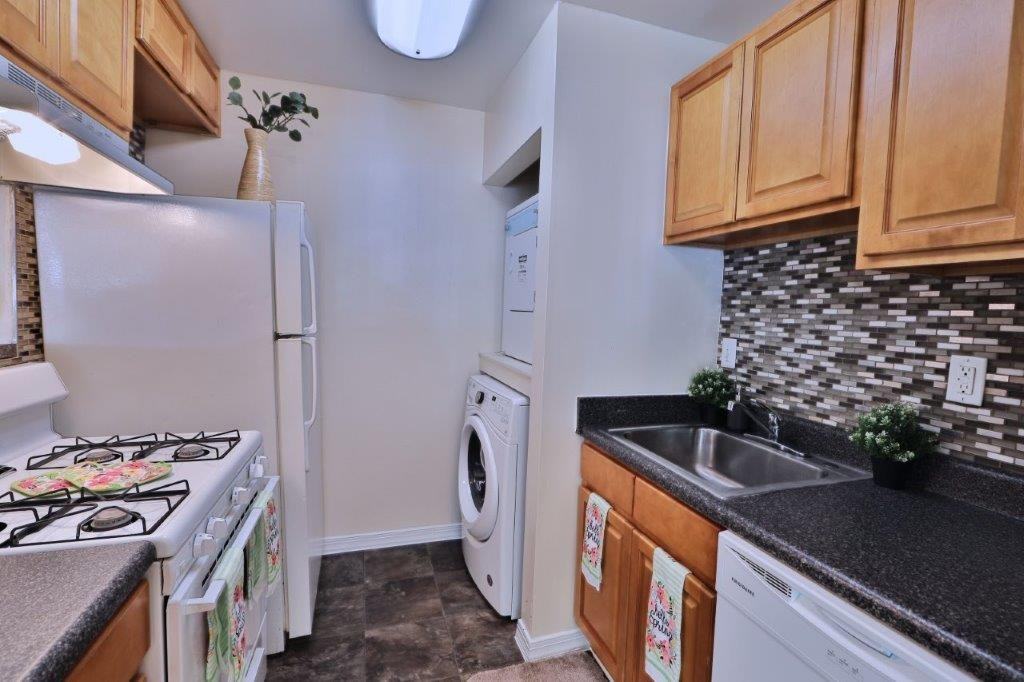 Harbor Place Apartment Homes Apartments 1101 Palmer Rd, Oxon Hill, MD