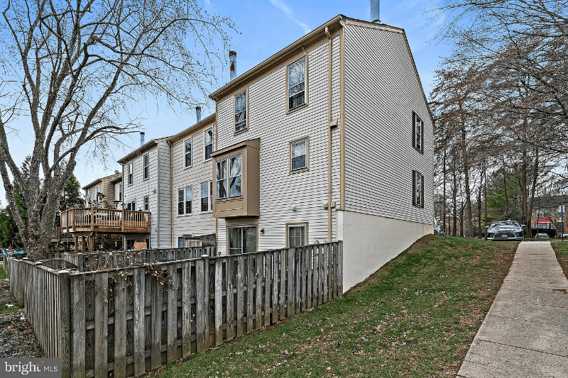 10279 Latney Rd, Fairfax, VA 22032 1 Bedroom House for 900/month Zumper
