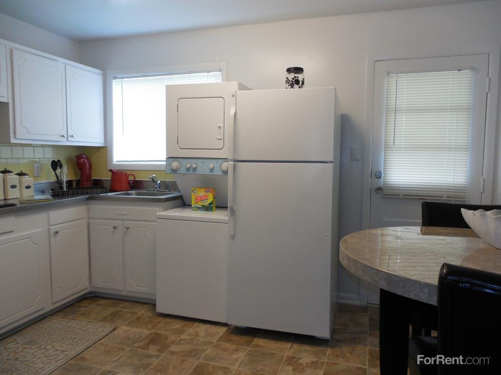 11 North at White Oak Apartments 11 N Laburnum Ave, Richmond, VA