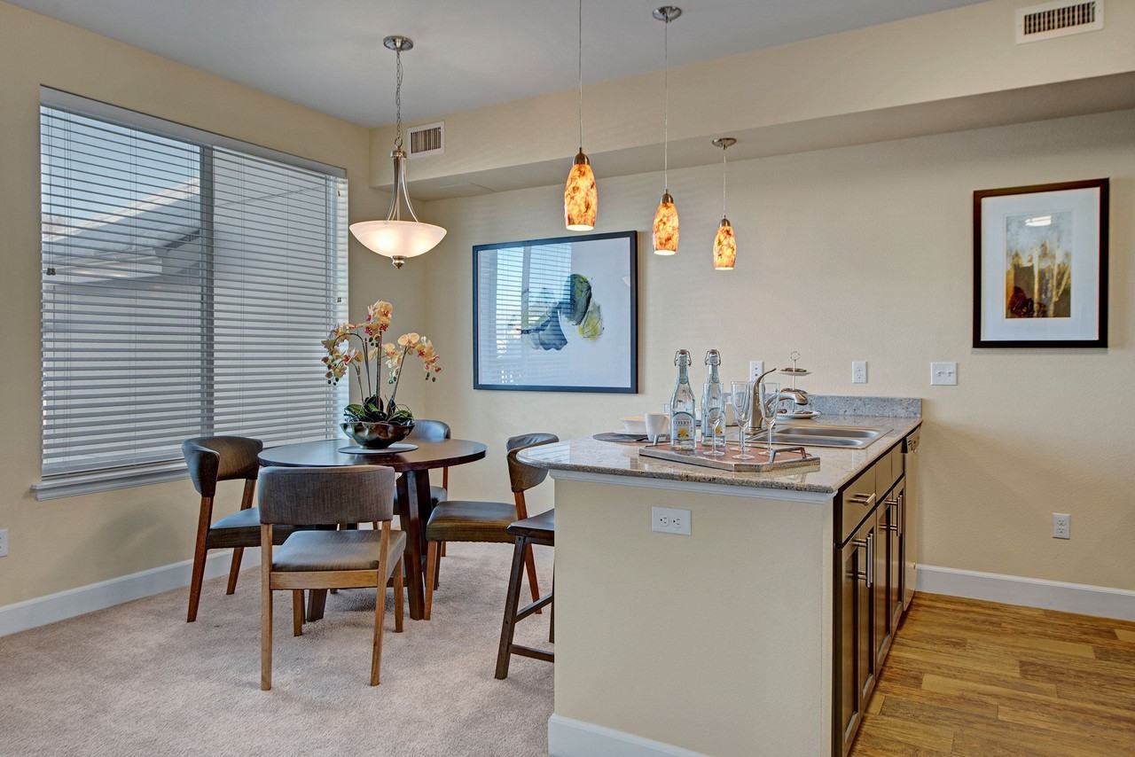 Vista View Apartments 2811 Upper Vickers Vw, Colorado Springs, CO