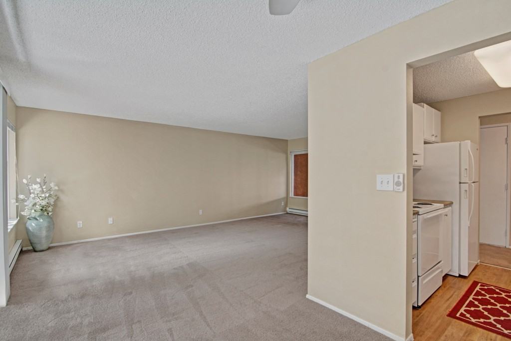 Watercrest Apartments 14812 Bothell Way Ne, Lake Forest Park, WA