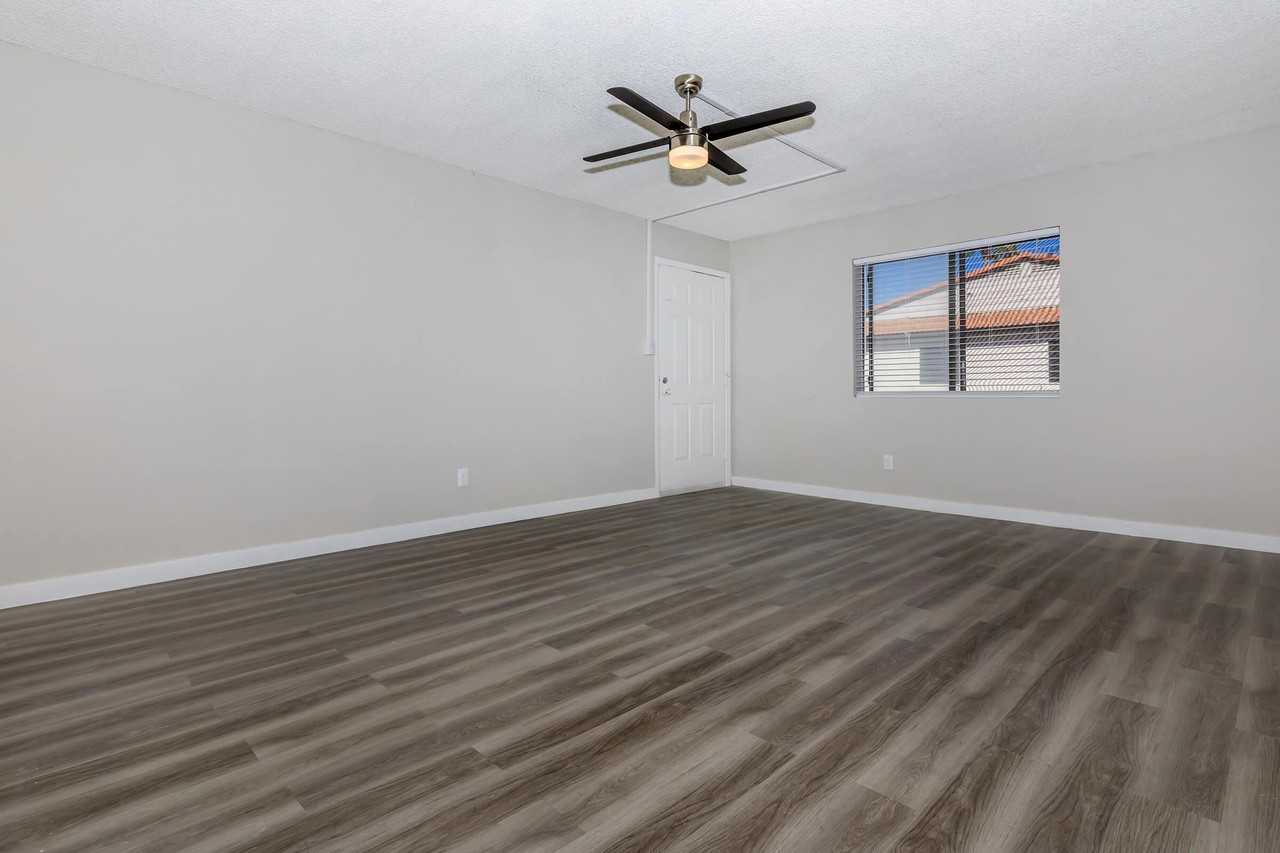 Tides at Deer Valley Apartments 17425 N 19th Ave, Phoenix, AZ 85023