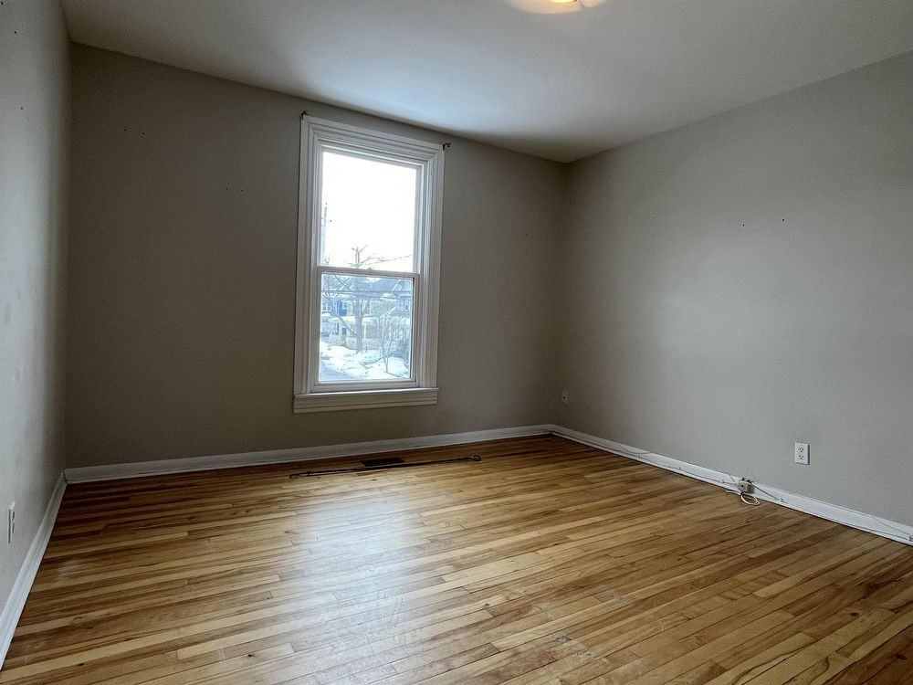 159 157159 Bonaccord Street 157, Moncton, NB E1C 5L7 2 Bedroom