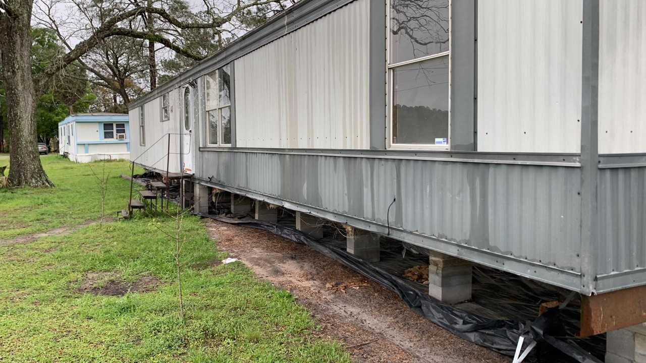 Tillman Mobile Home Park NA, Adel, GA 31620 3 Bedroom House for 607