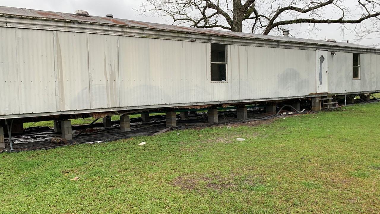 Tillman Mobile Home Park NA, Adel, GA 31620 3 Bedroom House for 607