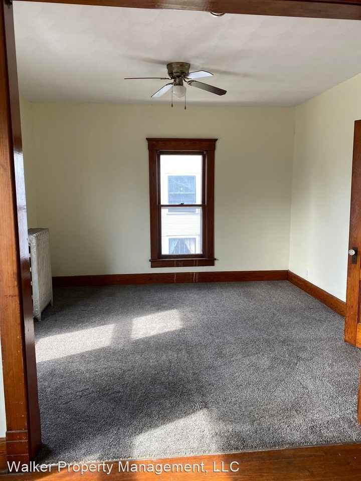 526 Eisenhower Ave Apartments in Janesville, WI 53545 Zumper