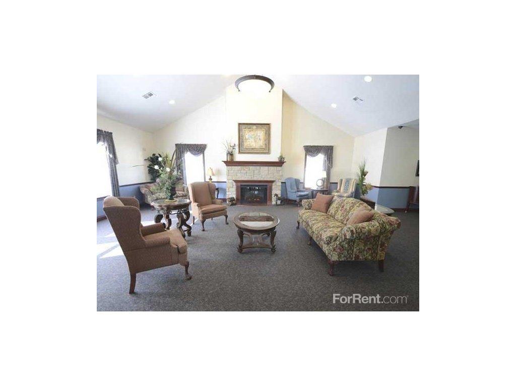 Stratford Crossings Apartments 600 Grant Allen Way, Wadsworth, OH