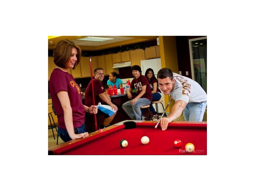 The Village at Bluegrass (Student Housing) Apartments 4300 Collegiate Way, Mount Pleasant, MI