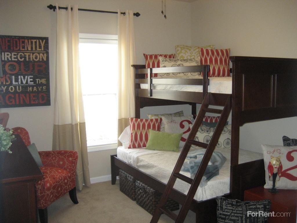 King's Quarters at Jack Britt Apartments 3831 Queen Anne Loop