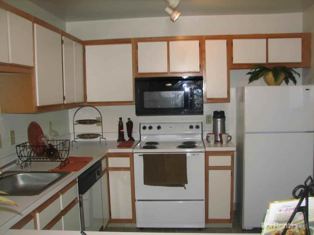 Village of Westover Apartments 120 Pennington Place, Dover, DE 19904