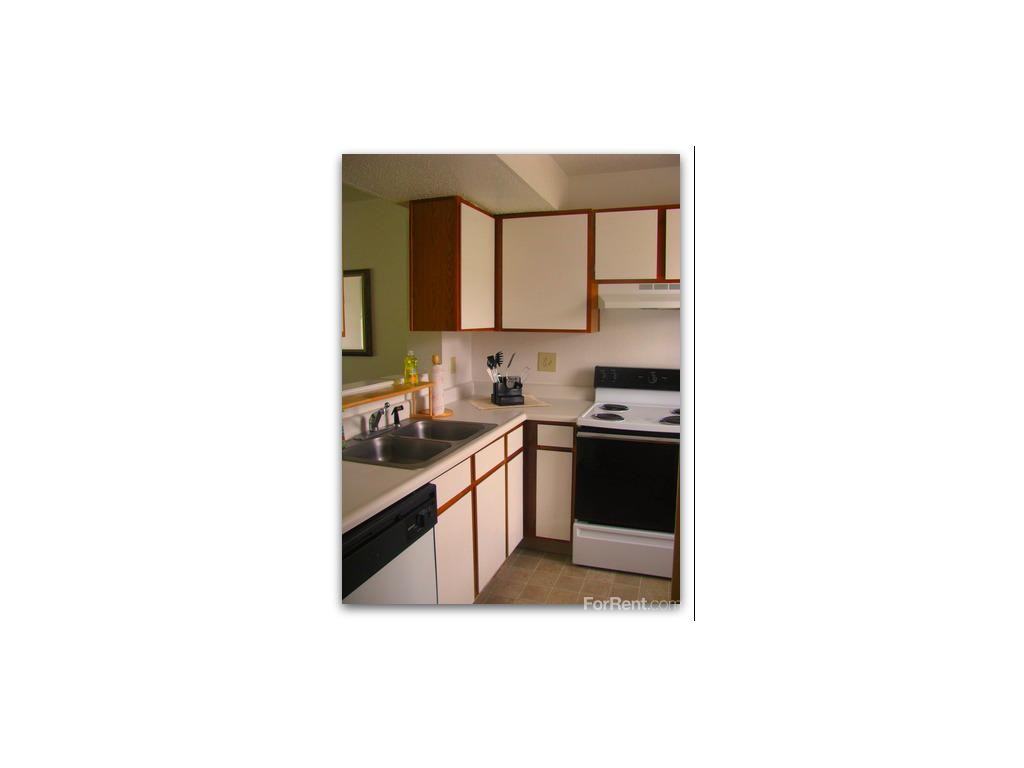 The Meadows Apartments 5066 Meadows Blvd, Kalamazoo, MI 49048 Zumper