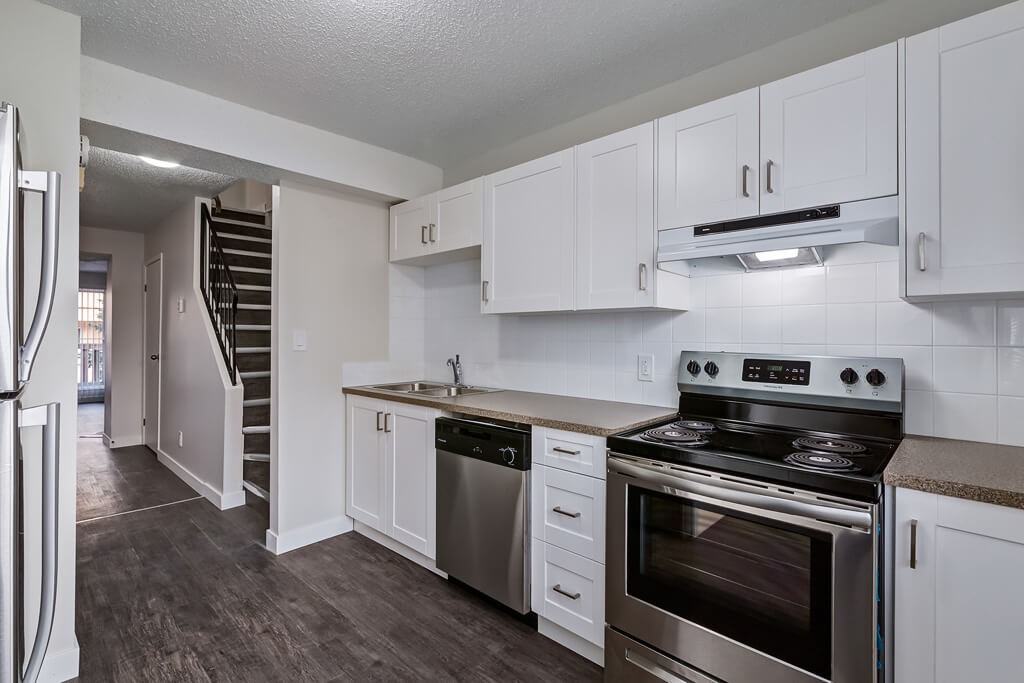 Sunridge Village Apartments 550 Rundlehorn Cir Ne, Calgary, AB T1Y