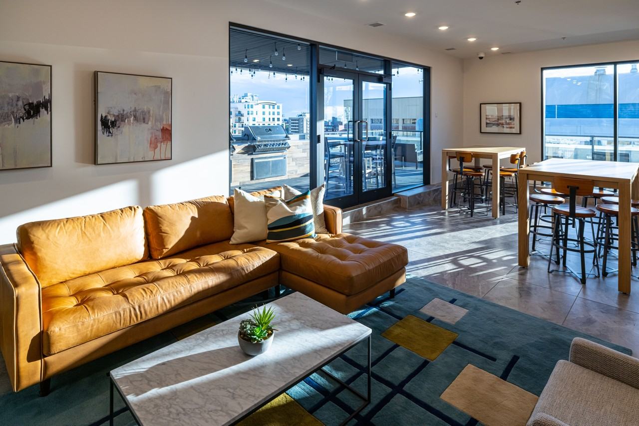 CAPITAL Apartments 10043 108 St Nw, Edmonton, AB T5J 0L3 Zumper