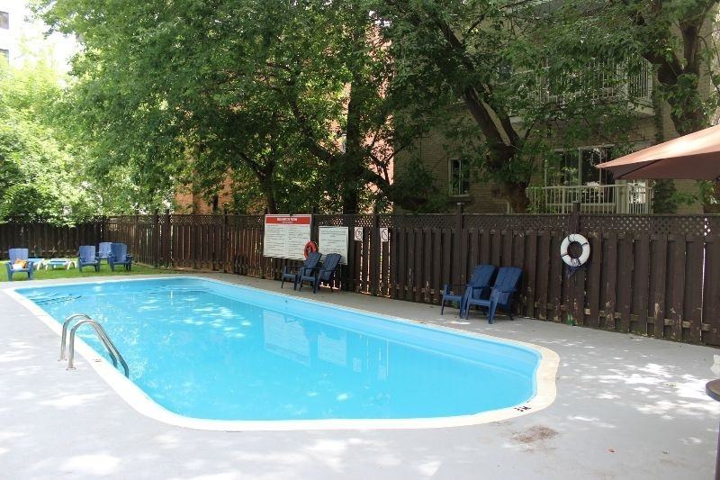 1530 Dr. Penfield Apartments in Montréal, QC H3G 1C1 Zumper