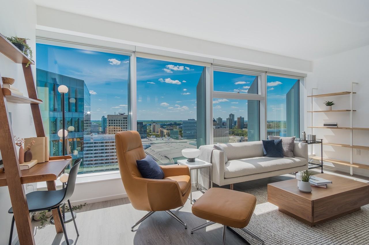 225 Carlton Apartments in Downtown Winnipeg, Winnipeg, MB R3C 0V3 Zumper