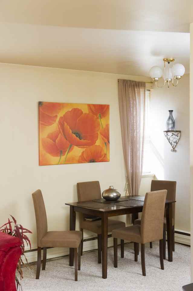 611 Jefferson Apartments in Garden City, Winnipeg, MB R2V 0P4 Zumper