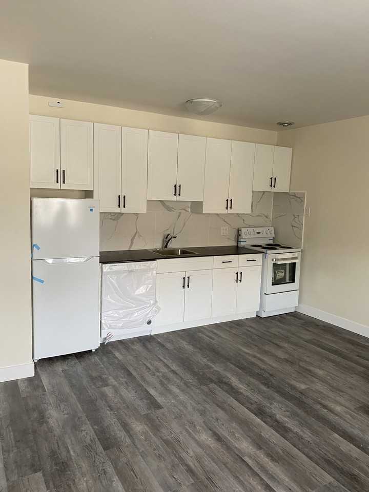 275 Nassau Apartments in Earl Grey, Winnipeg, MB R3L 2J4 Zumper