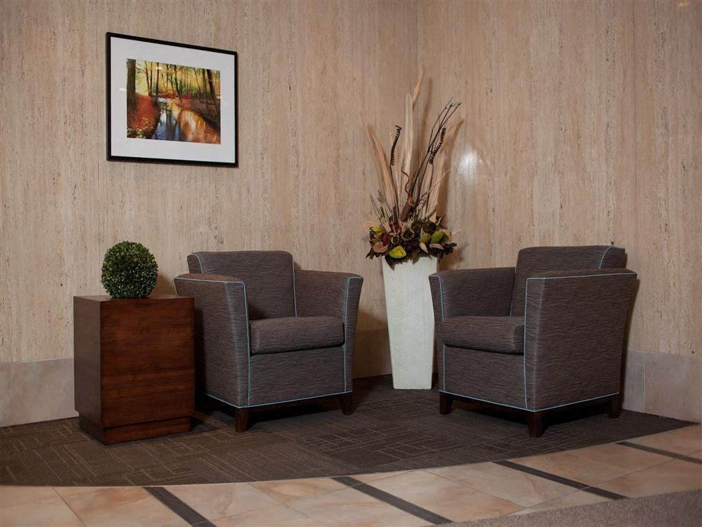 Bayview Village Place Apartments 640 Sheppard Ave E, Toronto, ON M2K