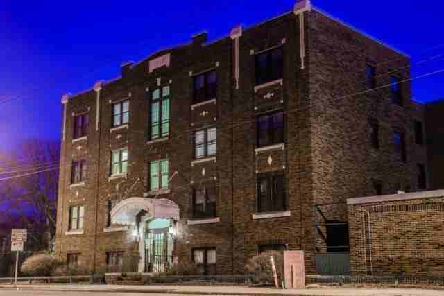 River Heights Apartments 378 Academy Rd, Winnipeg, MB R3M 0G1 Zumper