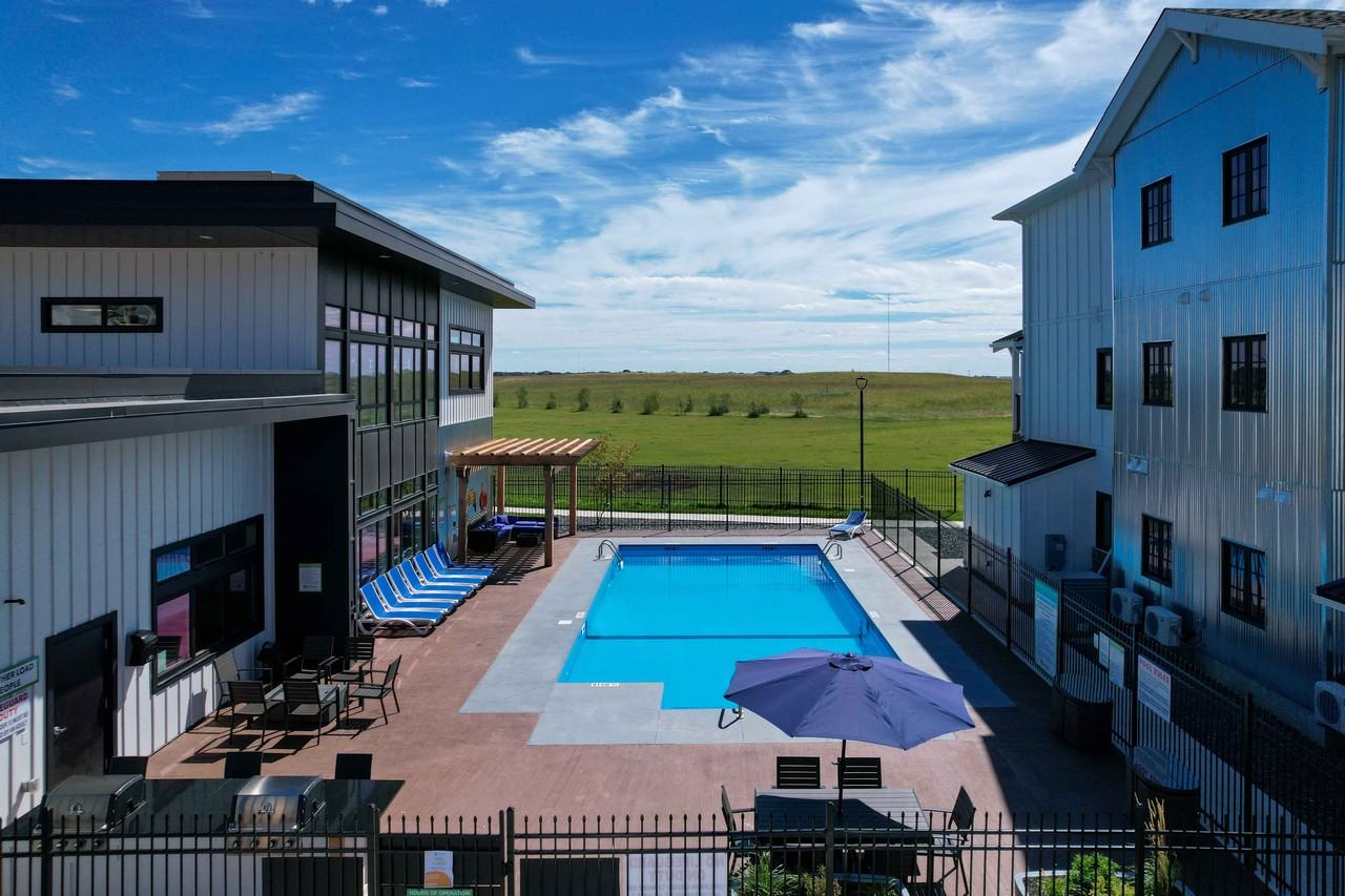 The Tradition At Bridgwater Apartments 186 Appleford Gate, Winnipeg