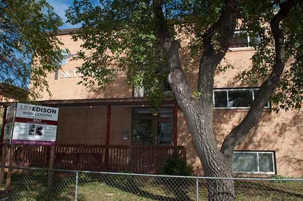 387 Edison Avenue Apartments 387 Edison Ave, Winnipeg, MB R2G 0L9