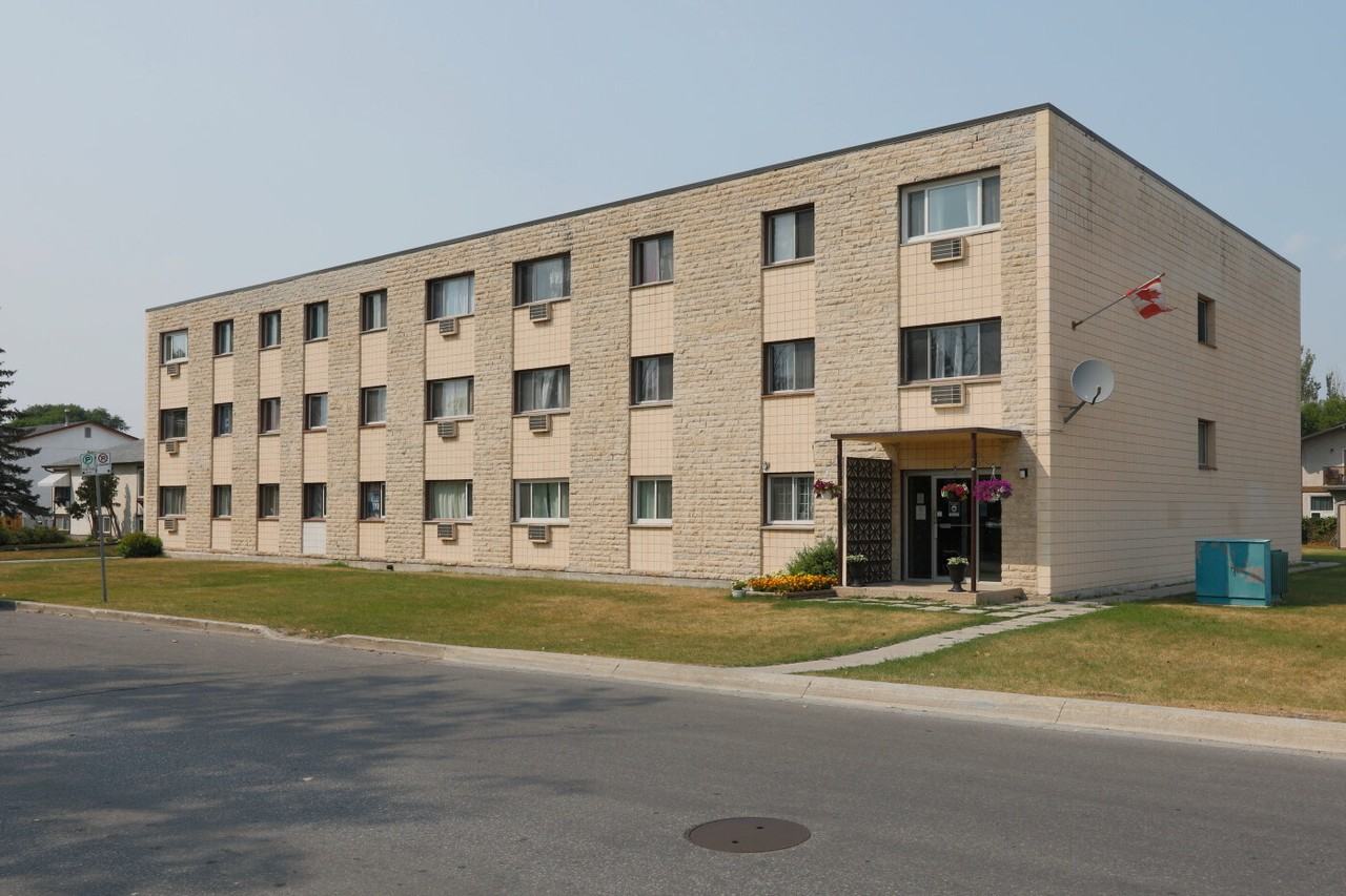 Kimberly Arms Apartments 1133 Kimberly Ave, Winnipeg, MB R2K 3G6 Zumper