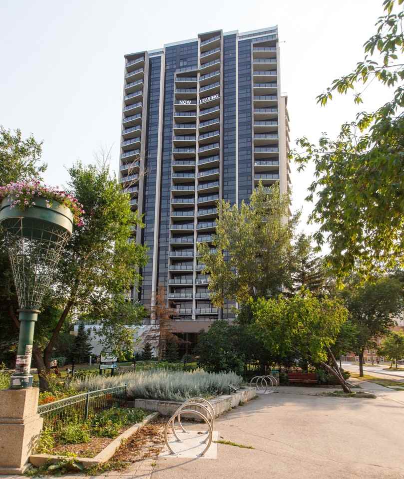 Heritage Landing Apartments 300 Assiniboine Ave, Winnipeg,, 46 OFF