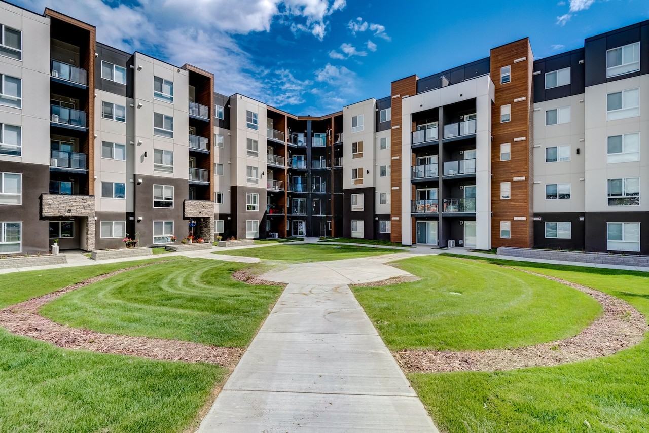 Emerald Sky Apartments 30 Kincora Glen Pk Nw, Calgary, AB T3R 1V3