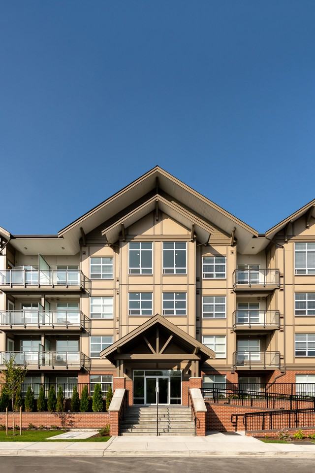 The Henley Apartments 20115 53a Ave, Langley, BC V3A 0M7 Zumper