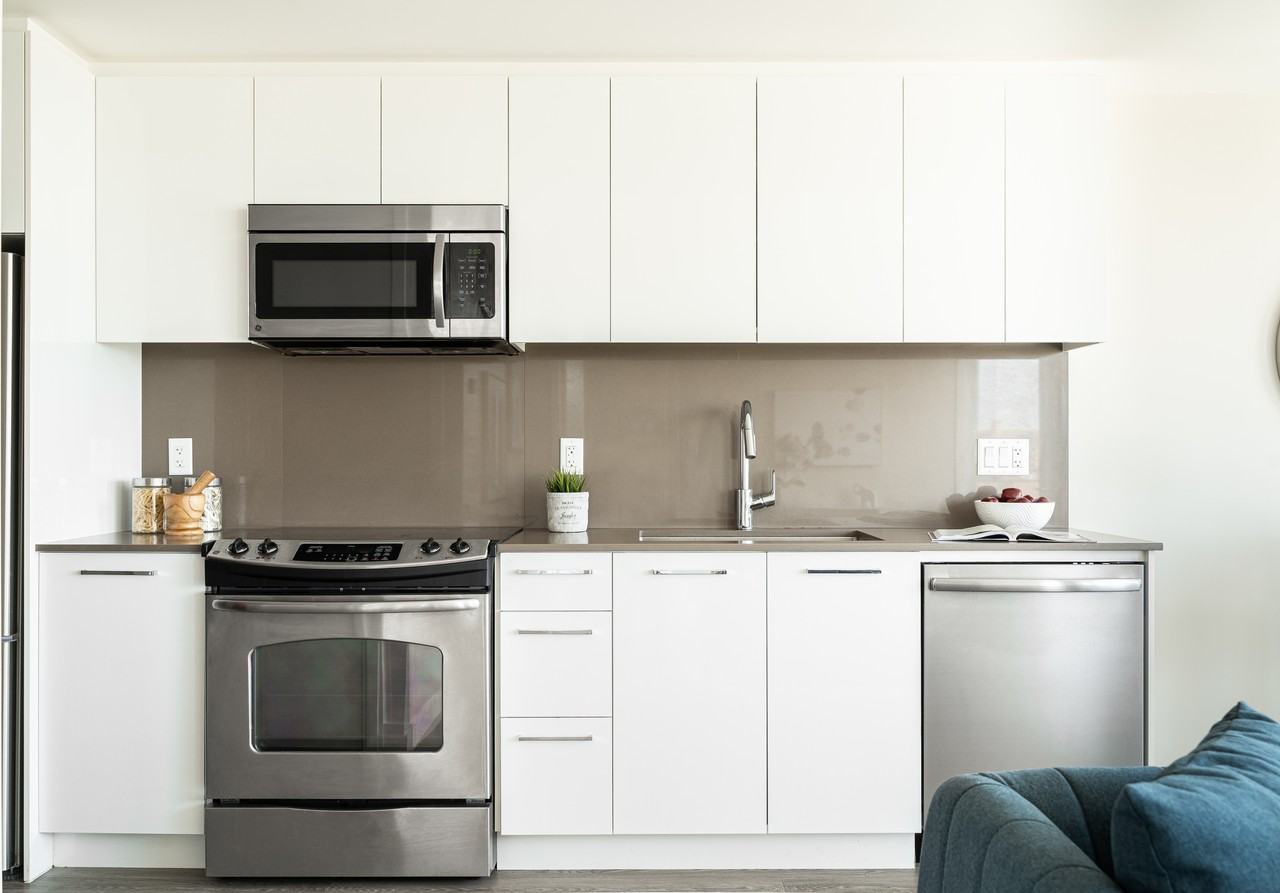 ARIA Apartments 488 41st Ave W, Vancouver, BC V5Y 2S7 Zumper