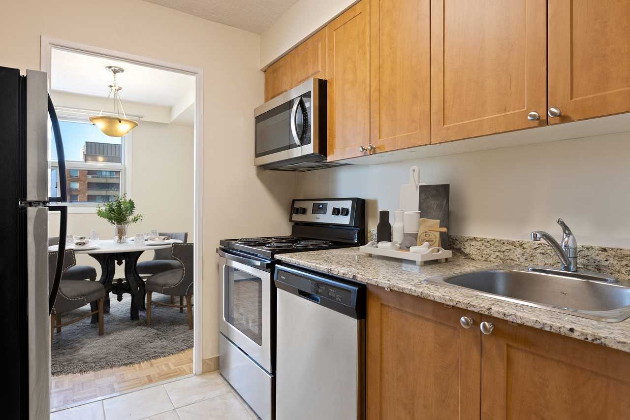 The Lamplighter Apartments 40 The Driveway, Ottawa, ON K2P None Zumper