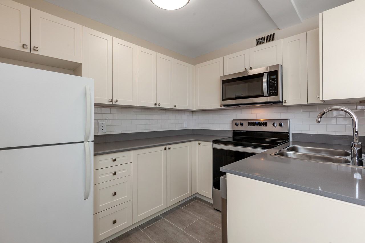 Colonel By Towers Apartments 315 Holmwood Ave, Ottawa, ON K1S 2R2 Zumper