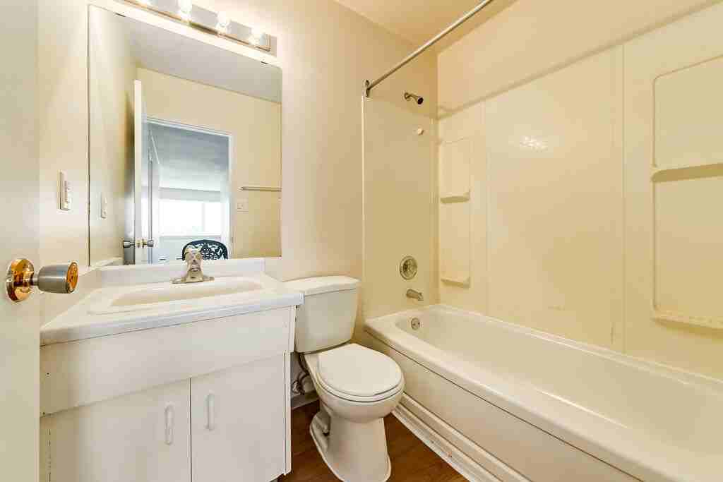 Cloverdale Apartments 10125 153 St Nw, Edmonton, AB T5P 2B3 Zumper