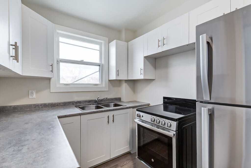Lakeview Apartments 3211 Portnall Ave, Regina, SK S4S 1A6 Zumper