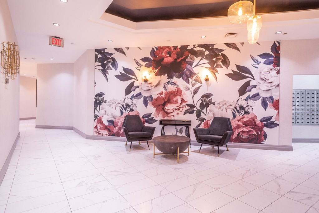 BloorYonge Residences Apartments 88 Bloor St E, Toronto, ON M4W 3G9