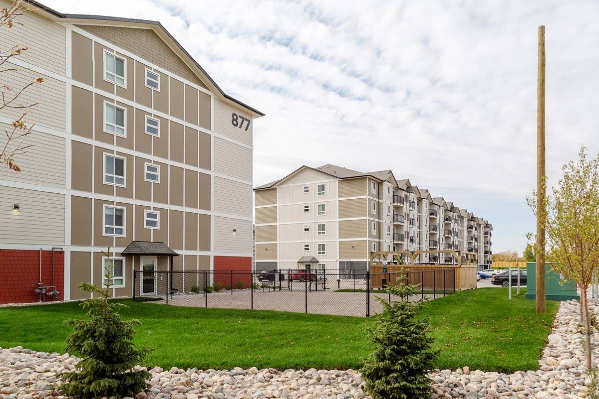 Kildonan Heights Apartments 865 Rd, Winnipeg, MB R2K 4M6 Zumper
