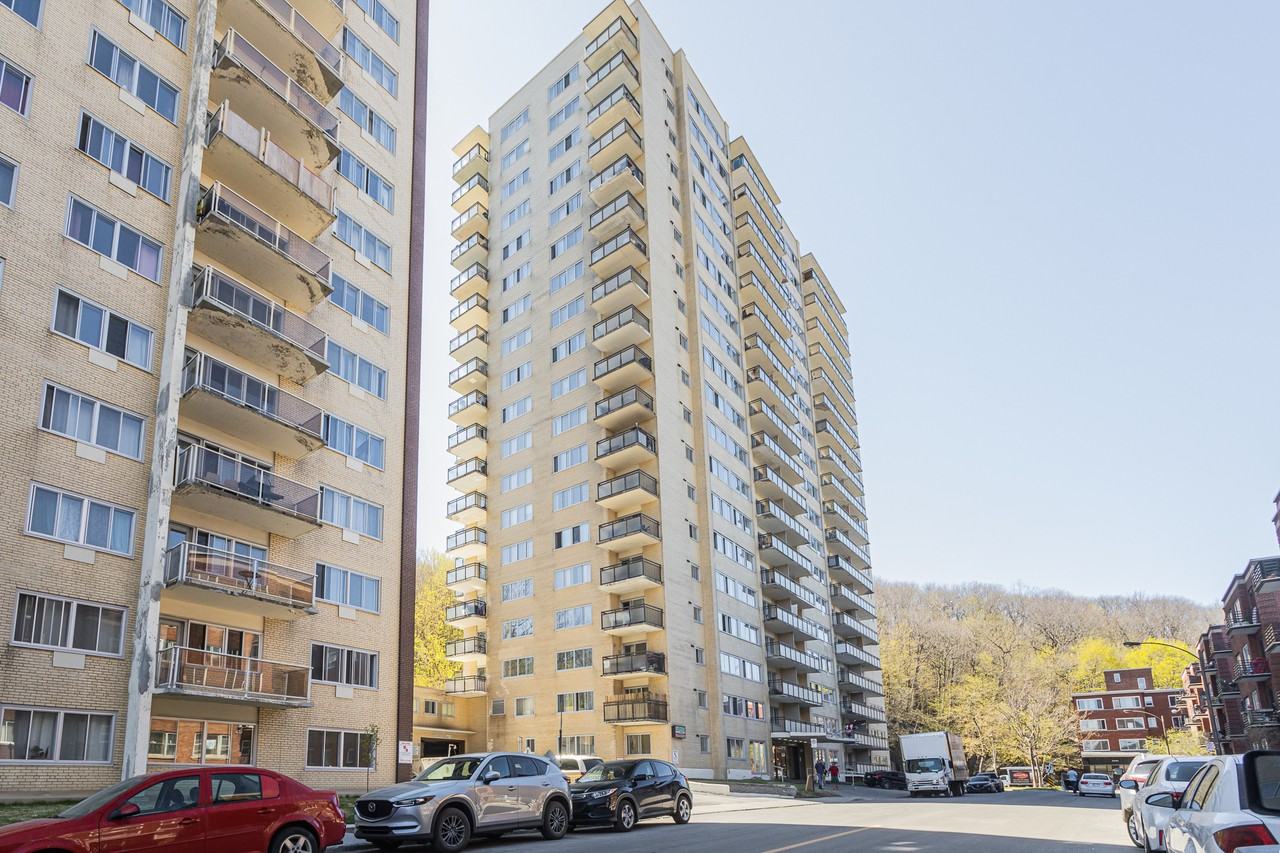 32103250 Forest Hill Apartments 3250 Le Forest Hill, Montréal, QC