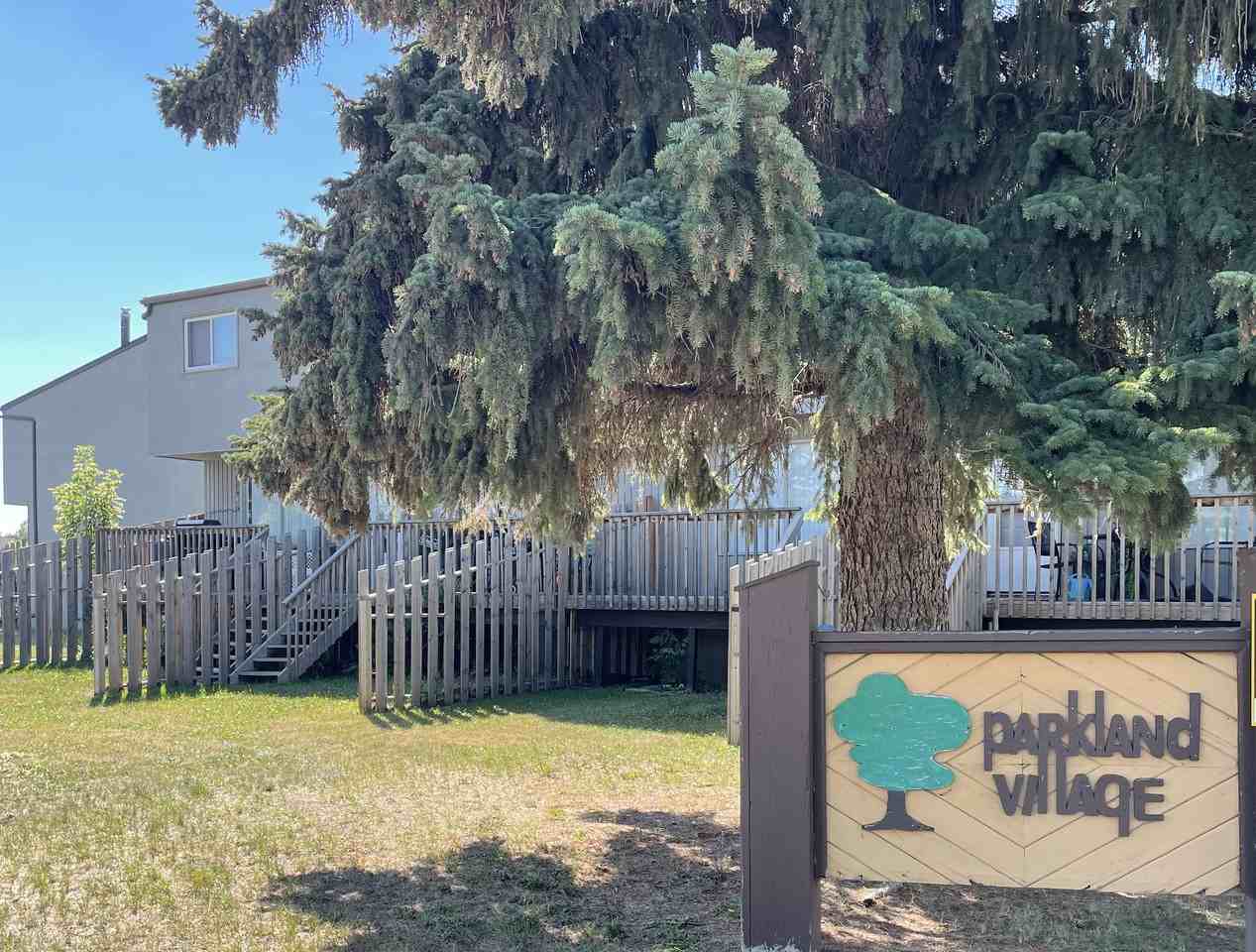 Parkland Village Apartments 3224 Avenue, Lloydminster, SK S9V None