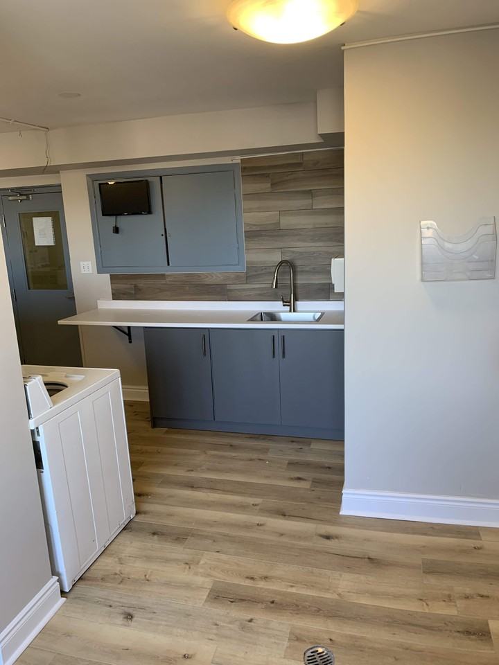 468 Ottawa Street North, Hamilton Apartments 468 Ottawa St N