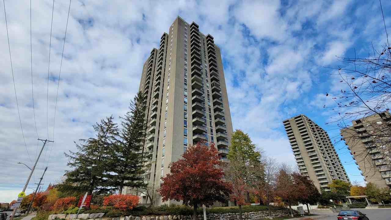 Island Park Towers Apartments 185 Clearview Ave, Ottawa, ON K1Z 6R9