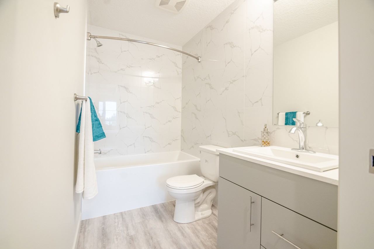 The Louvre Apartments 11025 26 Ave Nw, Edmonton, AB T6J 5V3 Zumper