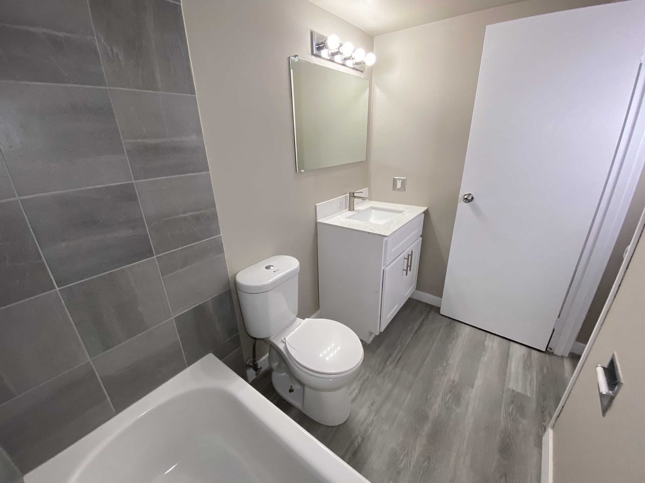 Fairhaven Apartments 377 365377 Pendygrasse Road, Saskatoon, SK S7M