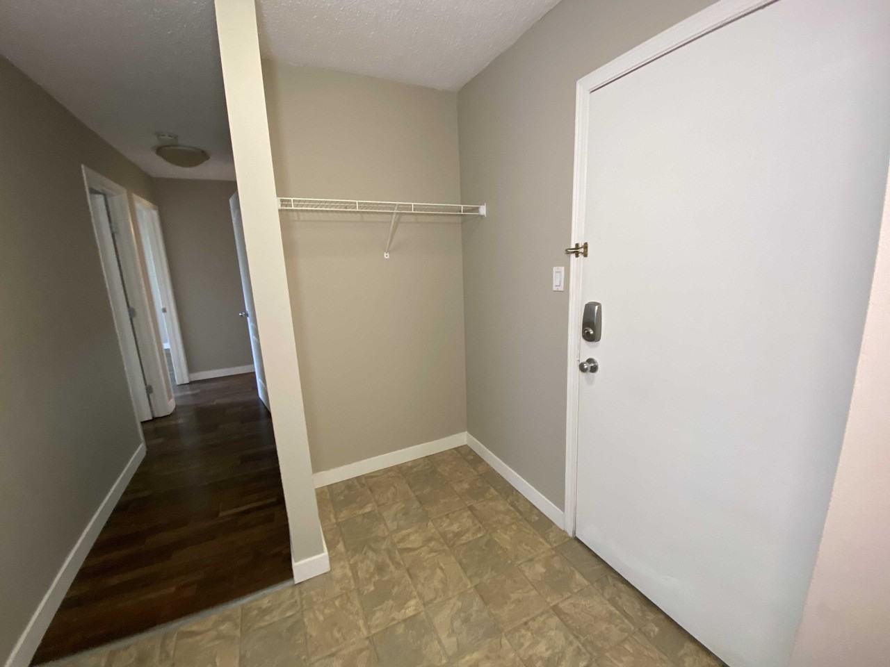 King's Court Apartments 11065 149 St Nw, Edmonton, AB T5P 1M7 Zumper