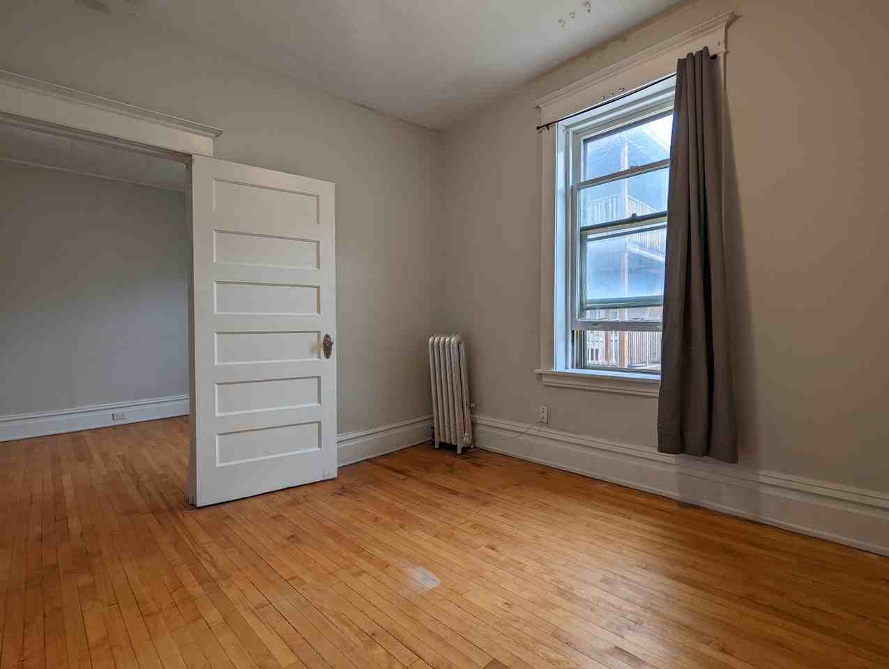 Moxam Court Apartments 280 River Ave, Winnipeg, MB R3L 0B8 Zumper