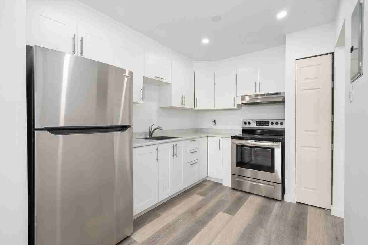 Westwood House Apartments 33 Boul Brunswick, DollardDes Ormeaux, QC