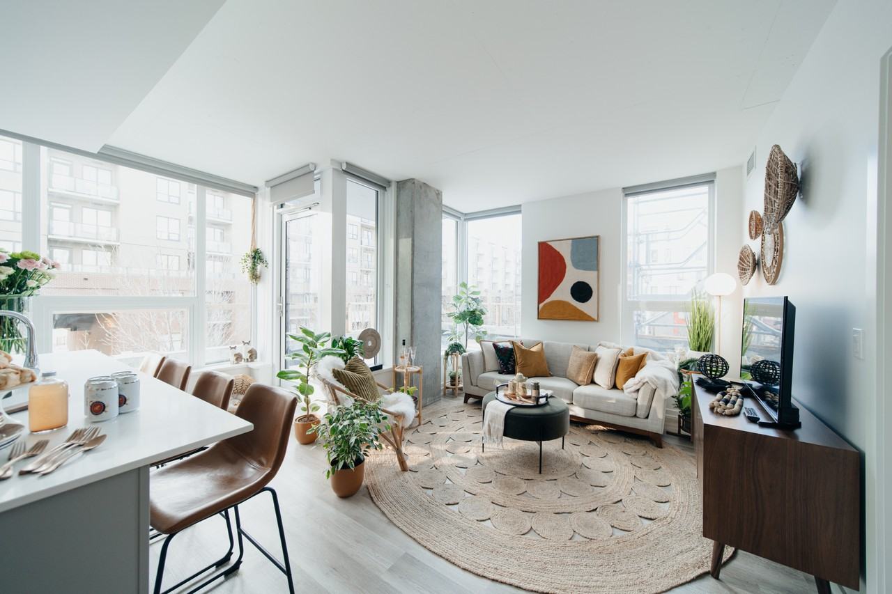 Bridge at Bridgeland Apartments 950 Mcpherson Sq Ne, Calgary, AB T2E